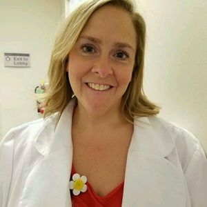 Meet your Posher, Caitlyn